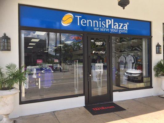 Tennis Plaza entrance in Midtown, storefront