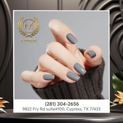 Embrace sophistication with sleek grey nails!  Elevate your style with this chic hue, perfect for any season's understated elegance. 
ℬ