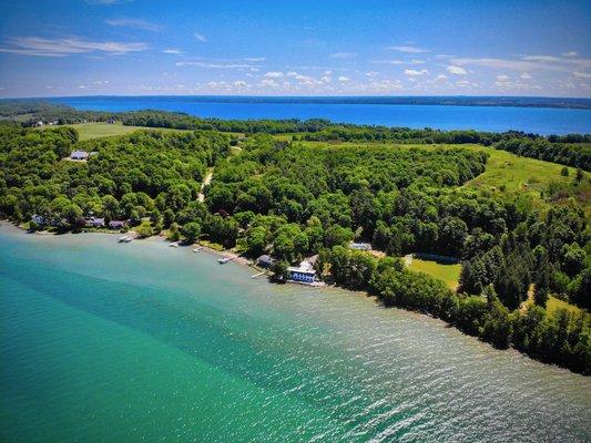 Traverse City, MI - Let me help you leverage the sale of your vacation home by using an agent with global reach and Metro area connections.