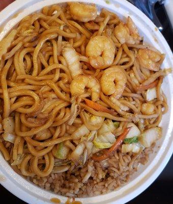 Shrimp Lo mein with pork fried rice. Lunch special takeout. Delicious!!