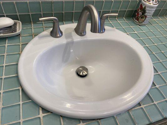 Bathroom sink faucet & Drain replacement