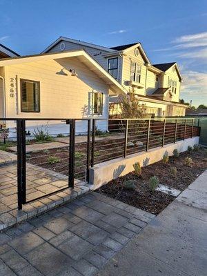 Cable railing and balcony railings