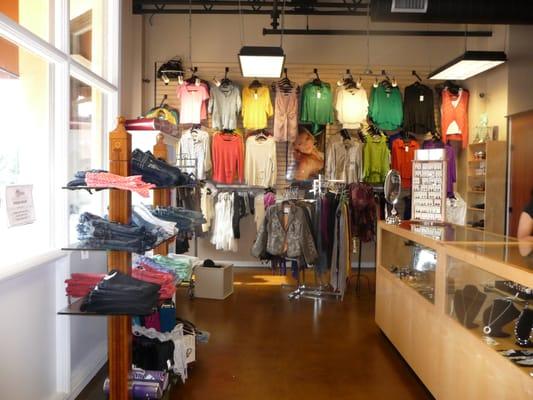 THE ME BOUTIQUE HAS EVERYTHING YOU NEED FROM CLOTHING, SWIMWEAR, JEWELRY,ACCESSORIES, & UNIQUE GIFT ITEMS