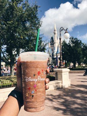 Venti skinny mocha Frappuccino