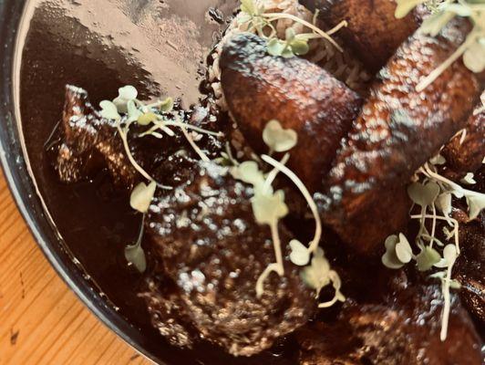 Oxtail stew and fried sweet plantains