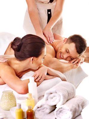 Couples massage