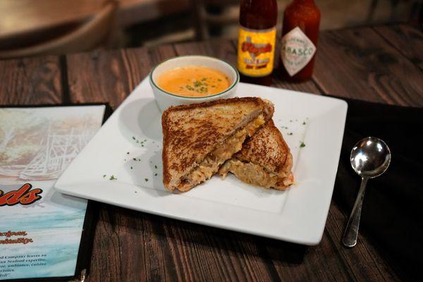 Bar Trash Grilled Cheese