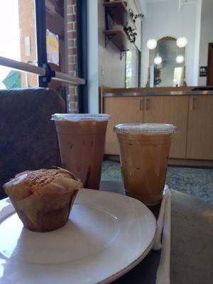 Gluten free chocolate chip muffin, large iced mocha, medium iced Cuban latte