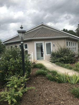 Felines love our cattery! Each boarding feline gets a "cat condo" that includes 4 rooms with separate windows so they can bird watch all day