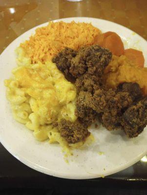 Chicken livers, macaroni, candied yams