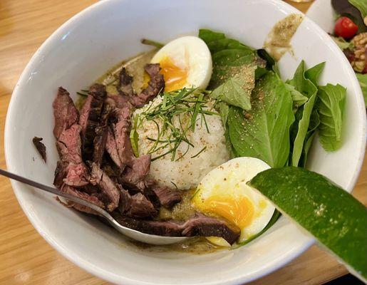 Green curry w. steak