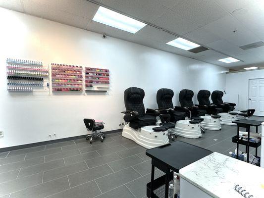 Five high quality massage pedicure chairs along with five manicure stations. Great for groups to come in for a mani/pedi to enjoy and relax