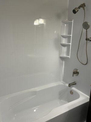 New shower/tub combo