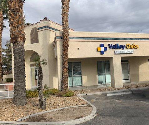 Valley Oaks Medical Group l Summerlin front