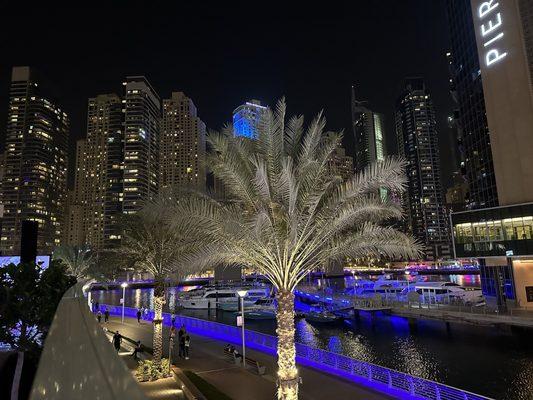 The Dubai Marina promenade