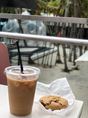 Iced coffee and vegan cookie