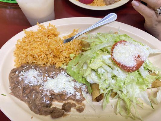 Taquito/flautas chicken combo rice and beans