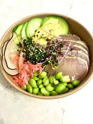 Seared Hawaiian ono sashimi soba noodle bowl