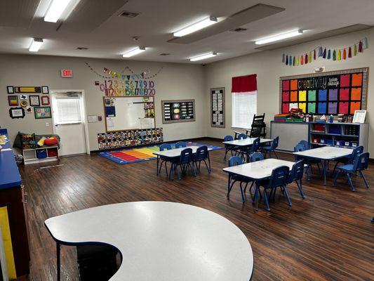 Large Pre-K classrooms with all of the tools and resources needed to prepare your child for Kindergarten.