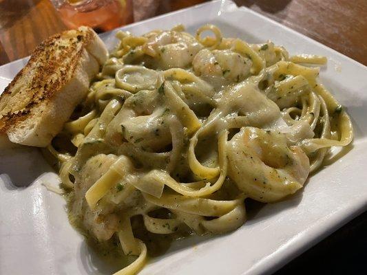 Basil pesto pasta with shrimp