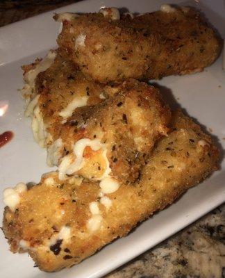 Mozzarella Logs