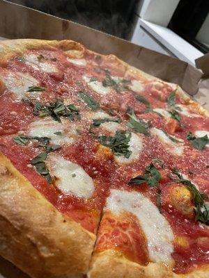 Margherita pizza