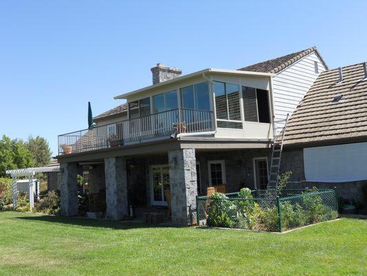 Second story Patio room in Upland Ca