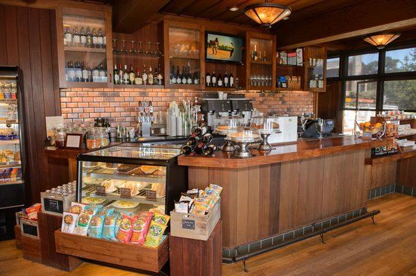 Looking for breakfast, lunch or picnic supplies? Visit Phoebe's Cafe at Asilomar Conference Grounds.