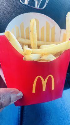 A medium fry that cost $2.99 is only 4 oz. They do not fill the box up anymore