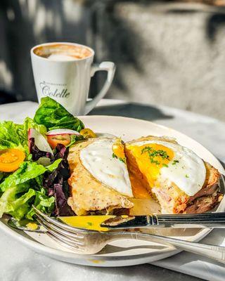 Perfectly runny   on this delectable Croque Madame.  |  Instagram @tabletopviews