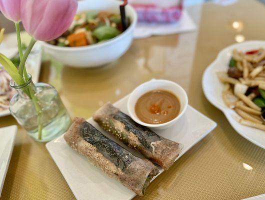 Brown rice paper spring rolls