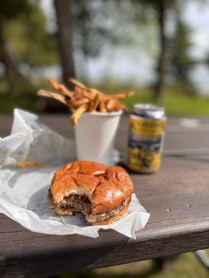 Cheeseburger with only mayo and fries (Keweenaw Point Trail as well)