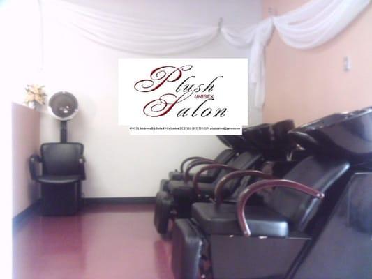 Plush Salon "Just relax, we'll take care of the rest"