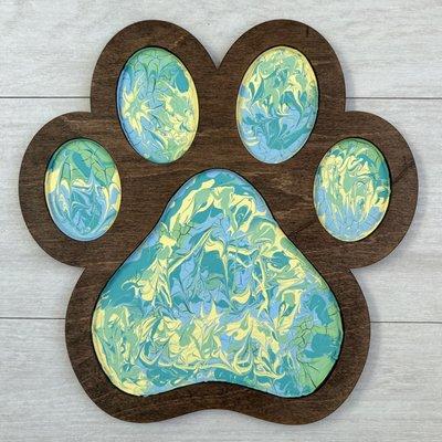 Paw print paint pour