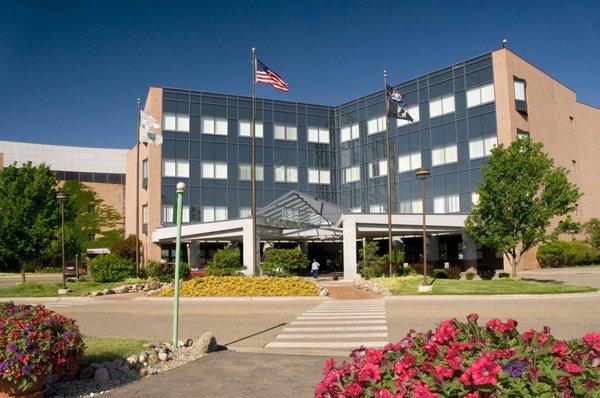 Genesys Hospital Entrance