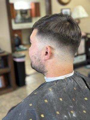 Skin fade . Barbershop in Ventura