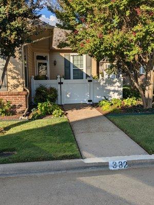 25 yr. Vinyl patio gate and fence