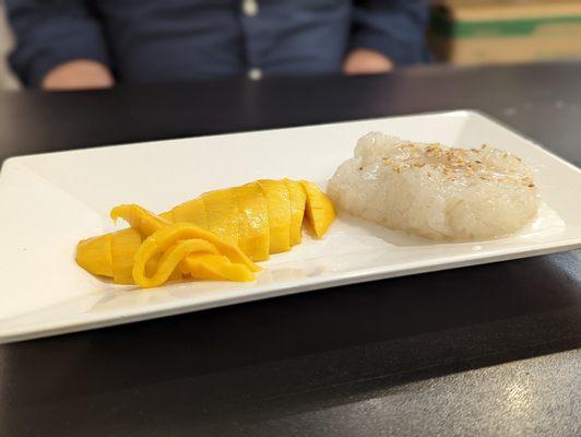 Mango sticky rice