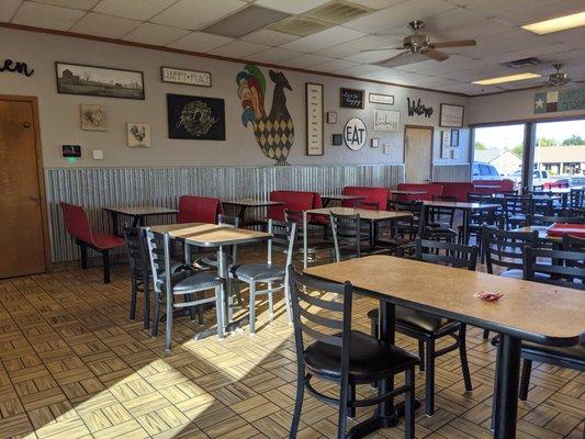 Dining room at Chicken Express, Pampa