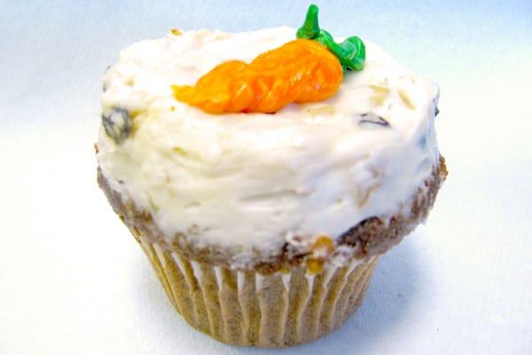 carrot cake cupcake