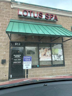 Lotus massage spa