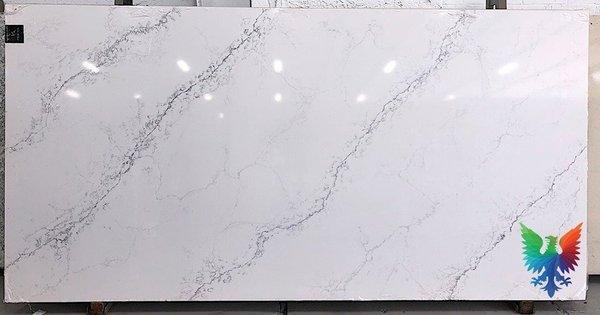 PHOENIX CALACATTA LINCOLN
 #QualityStones #marble #granite #quartz #quartzite #kitchen #countertop #project #https://qualitystones.com