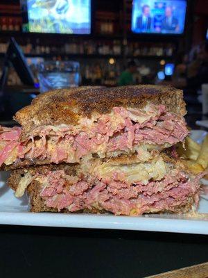 Brisket Style Reuben Sandwich IG: @bettyeatsthecity