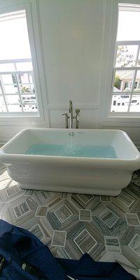 Free standing tub install