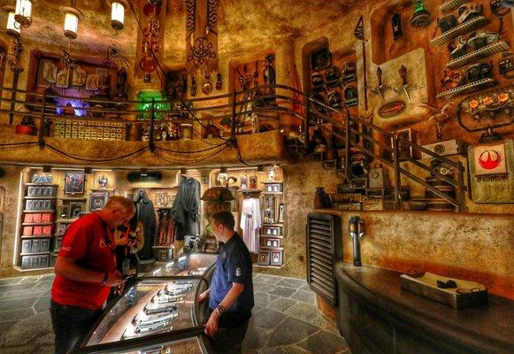 Star Wars Galaxy's Edge Preview Event @disneyland California  ©NAKIzm.com #NAKIzm #StudioNAKI