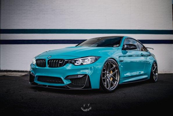 Full color change from white to Inozetek Miami Blue on this BMW M4