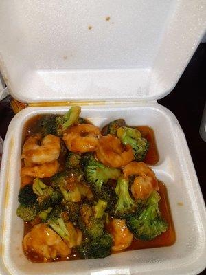 Shrimp with broccoli and garlic sauce