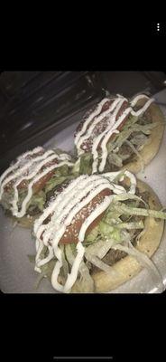 3 carne asada sopes