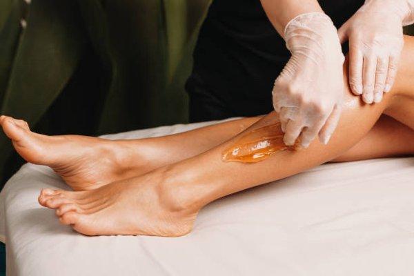 Leg sugaring