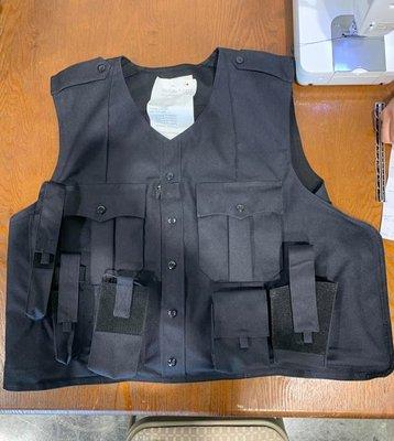 OUTERCARRIER VEST W/ELBECO POCKETS SEWN ON